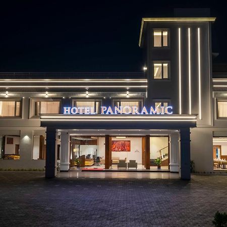 Hotel Panoramic Kochi Bagian luar foto