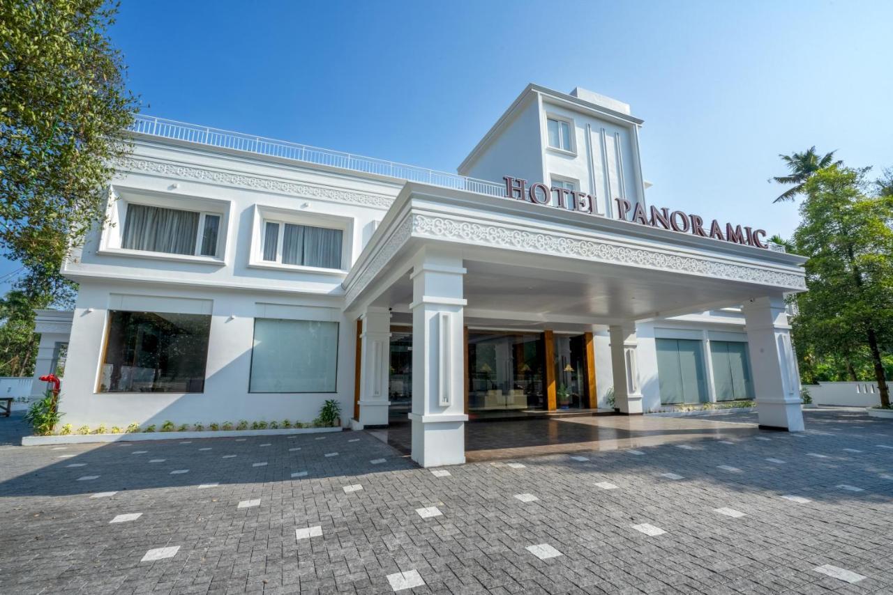 Hotel Panoramic Kochi Bagian luar foto